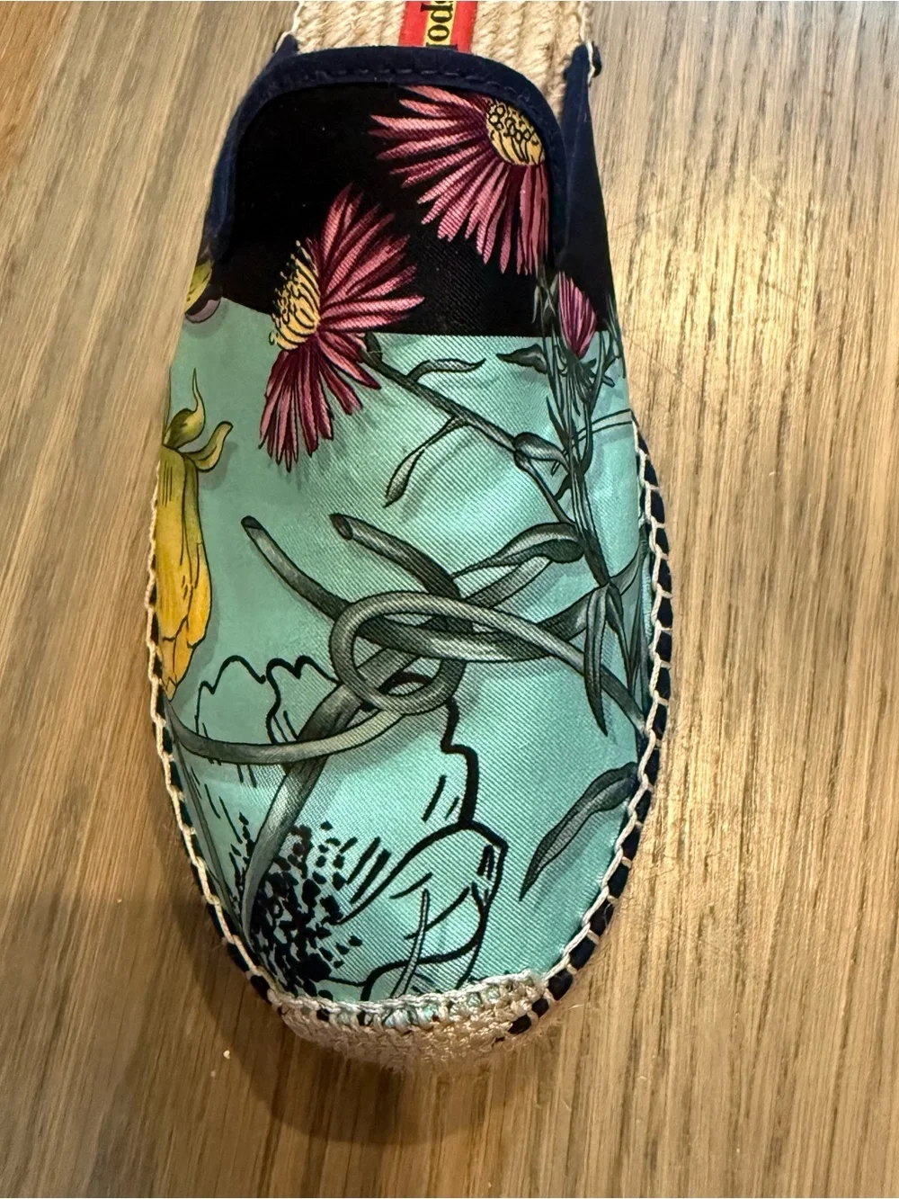 Respoke eye catching